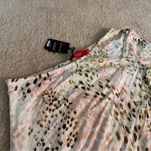 NWT N:Philanthropy Abstract Animal Print One Sleeved Top! - Picture 2 of 9